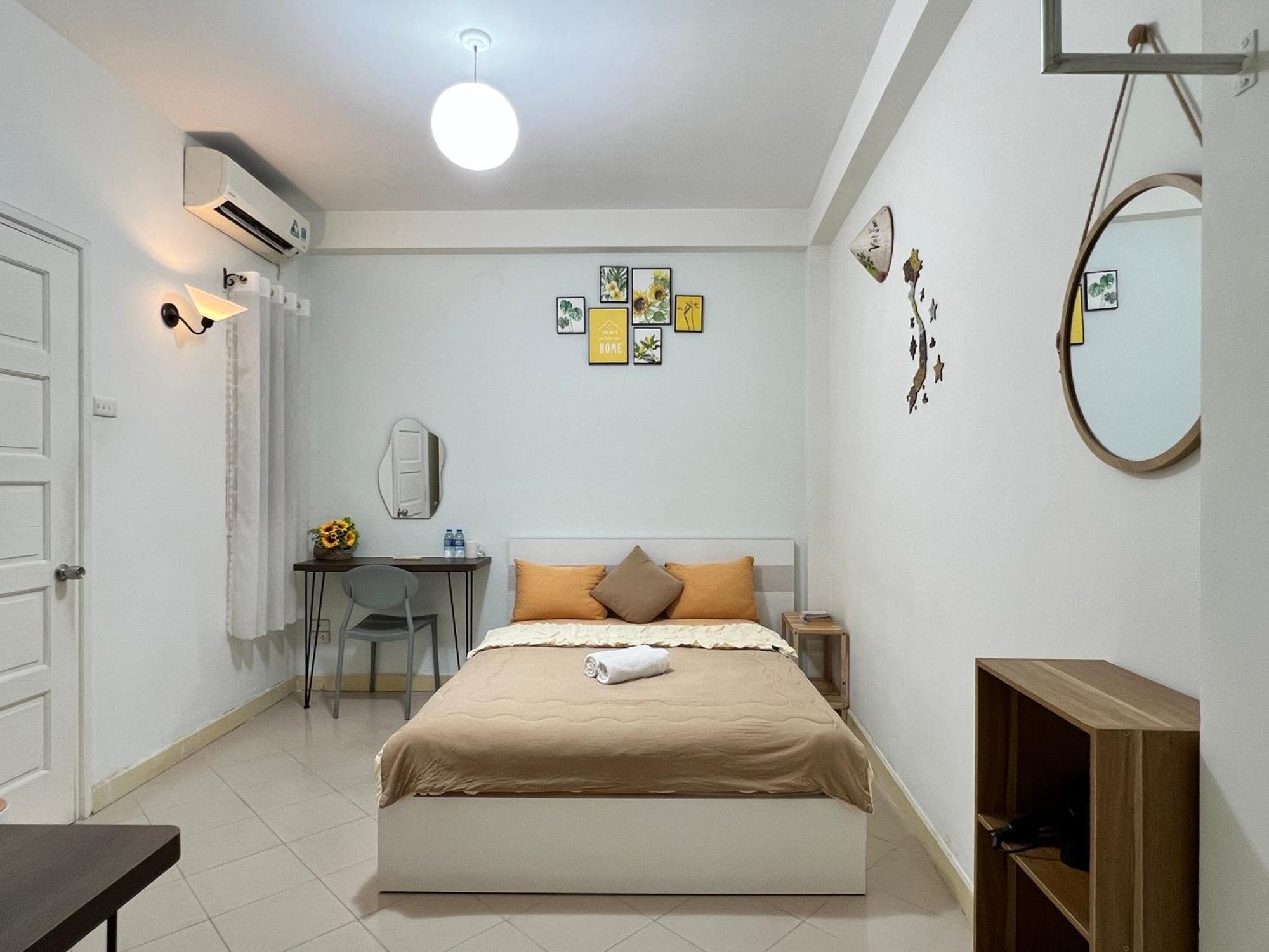 Double Room Private Bathroom